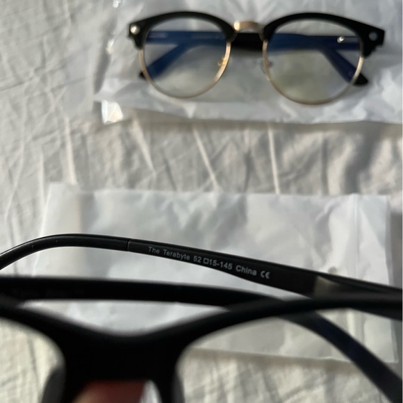 Two Blue Light Blocking Glasses - Picture 2 of 5